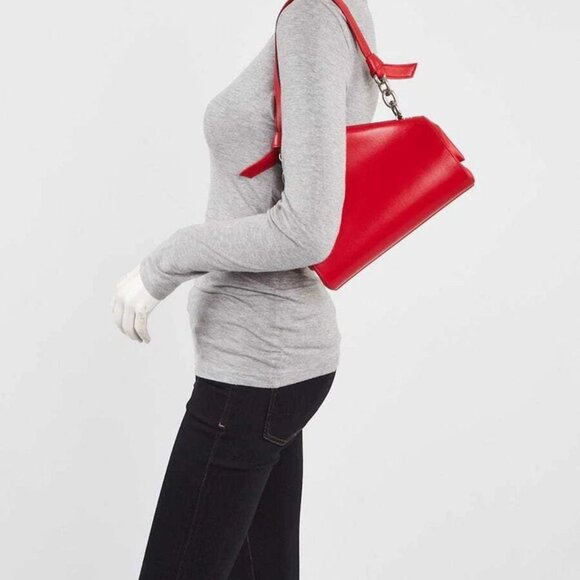 Bottega Veneta Red Leather The Tip Shoulder Bag - Picture 7 of 8